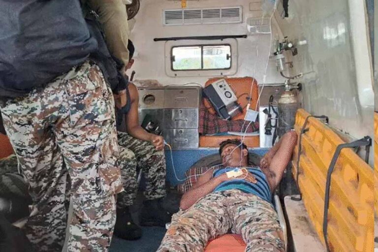 बीजापुर में नक्सली IED ब्लास्ट: DRG का एक जवान शहीद, 3 घायल