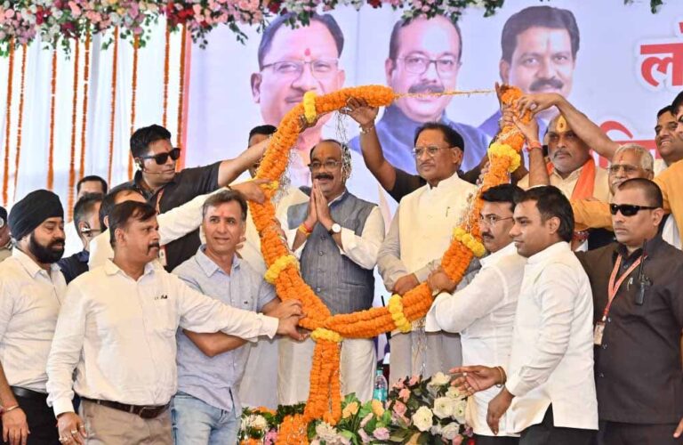 रायपुर : स्टेट कैपिटल रीजन से तेजी से होगा विकास, नागरिक सुविधाओं में आएगा नया आयाम : मुख्यमंत्री साय रायपुर : स्टेट कैपिटल रीजन से तेजी से होगा विकास, नागरिक सुविधाओं में आएगा नया आयाम : मुख्यमंत्री साय