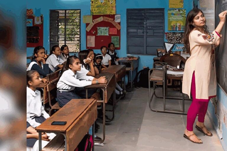 रायपुर : दूर हुई शिक्षकों की कमी, अतिथि शिक्षको की नियुक्ति से विद्यार्थियों में खुशी रायपुर : दूर हुई शिक्षकों की कमी, अतिथि शिक्षको की नियुक्ति से विद्यार्थियों में खुशी