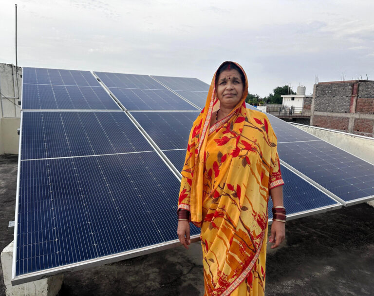 ‘प्रधानमंत्री सूर्यघर-मुफ़्त बिजली योजना’ बनी ऊर्जा आत्मनिर्भरता की मिसाल, सौर ऊर्जा से हेमलता का घर जगमगाया – बिजली बिल से मिली आज़ादी….