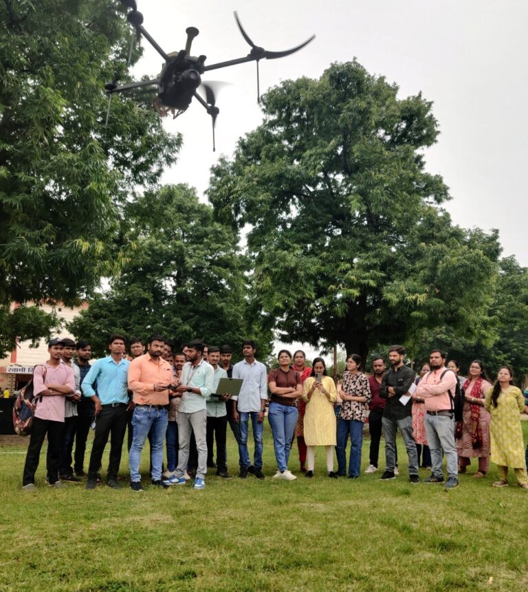 इंदिरा गांधी कृषि विश्वविद्यालय में “कृषि में ड्रोन के उपयोग” पर सात दिवसीय कौशल प्रशिक्षण कार्यक्रम आयोजित…