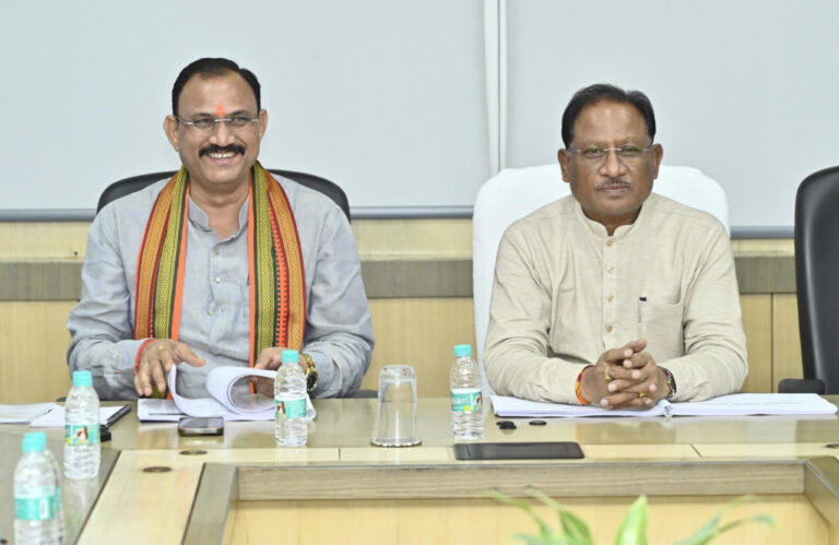 पूरे प्रदेश के लिए डिजिटल स्वास्थ्य सेवाओं में एक अनुकरणीय मॉडल बनकर उभर रहा है बस्तर संभाग…. पूरे प्रदेश के लिए डिजिटल स्वास्थ्य सेवाओं में एक अनुकरणीय मॉडल बनकर उभर रहा है बस्तर संभाग….