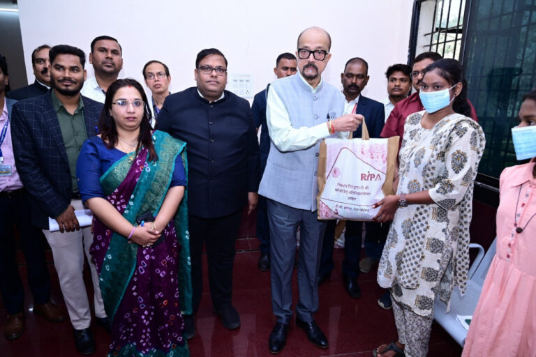 राज्यपाल रमेन डेका बने छत्तीसगढ़ के सभी 33 जिलों में टीबी मरीजों के ‘निक्षय मित्र’…
