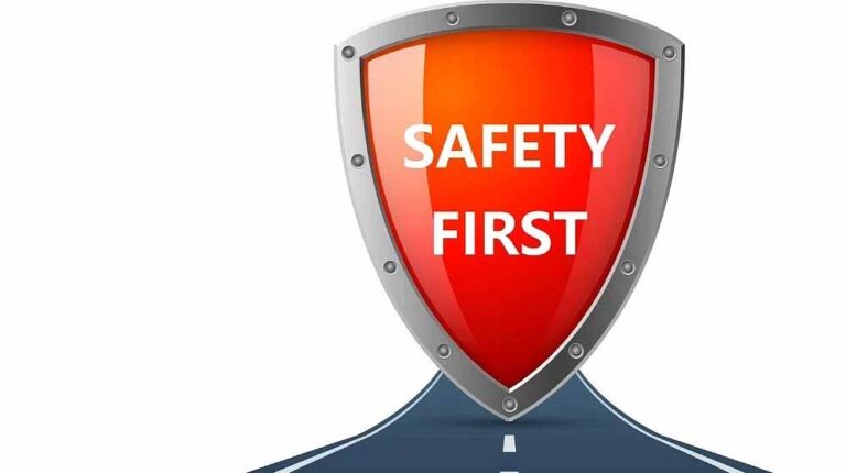 मनेंद्रगढ़: सड़क सुरक्षा सप्ताह पर जिला स्तरीय वाद-विवाद प्रतियोगिता संपन्न, छात्रों ने रखे बेबाक विचार मनेंद्रगढ़: सड़क सुरक्षा सप्ताह पर जिला स्तरीय वाद-विवाद प्रतियोगिता संपन्न, छात्रों ने रखे बेबाक विचार