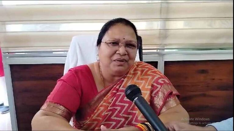 महिला आरक्षक से दुष्कर्म मामले में पूर्व मंत्री अनिला भेड़िया का आरोप, डिप्टी कलेक्टर को पुलिस का संरक्षण