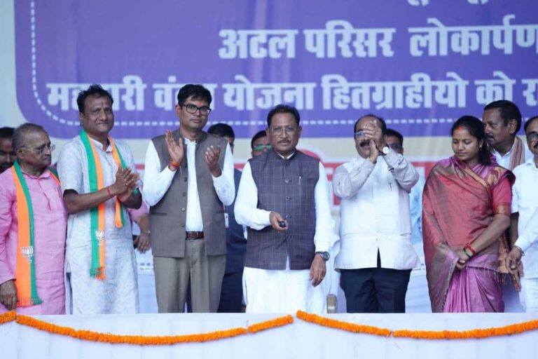 रायपुर : महतारी वंदन योजना : माताओं-बहनों के सम्मान से ही छत्तीसगढ़ की समृद्धि संभव – मुख्यमंत्री साय