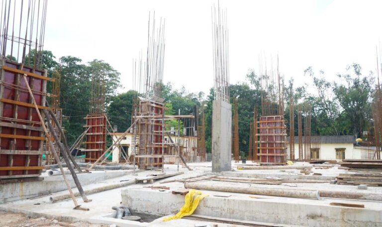 मुख्यमंत्री विष्णुदेव साय के प्रयासों से एनटीपीसी लारा के सीएसआर मद से बन रहा चिकित्सालय भवन….