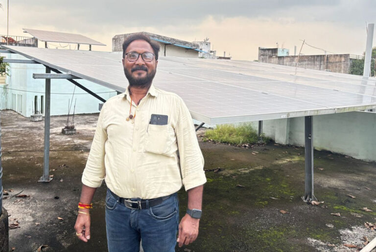 प्रधानमंत्री सूर्यघर मुफ्त बिजली योजना से आत्मनिर्भर बना हेमंत कुमार पाण्डेय….