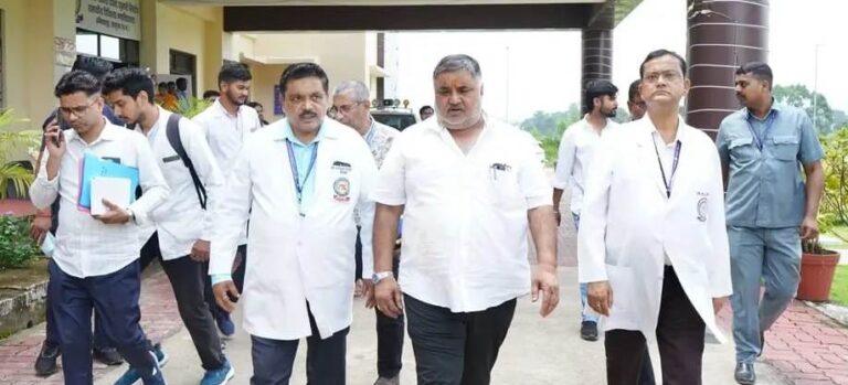 छात्रों की बात, जनप्रतिनिधि के साथ: संस्कृति मंत्री ने की मेडिकल छात्रों से चर्चा…. छात्रों की बात, जनप्रतिनिधि के साथ: संस्कृति मंत्री ने की मेडिकल छात्रों से चर्चा….