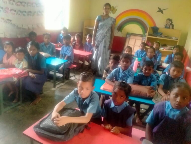 युक्तियुक्तकरण से स्कूलों में नियमित हुई कक्षाएं….