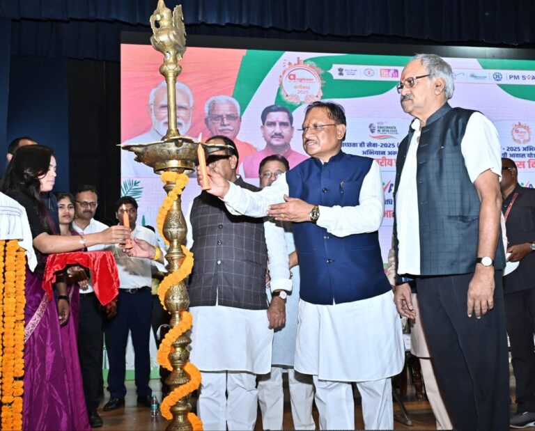 मुख्यमंत्री विष्णु देव साय नगरीय प्रशासन विभाग के स्वच्छता, आवास और लोक कल्याण उत्सव में हुए शामिल…