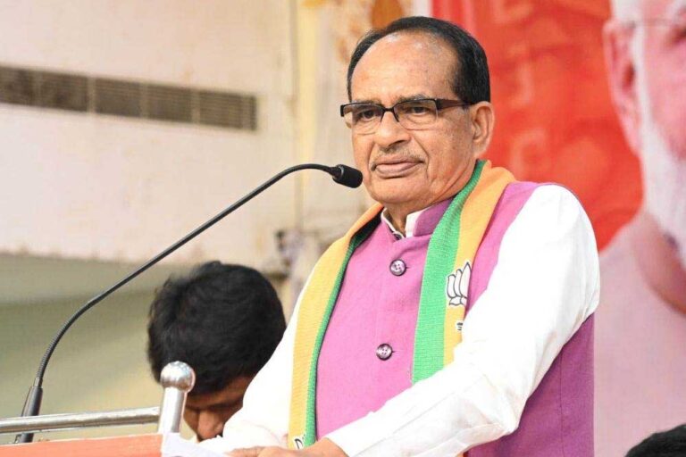 भैरुंदा में बोले शिवराज सिंह चौहान: किसी ने लिखी चिट्ठी कि मैं आदिवासियों को भड़काता हूं भैरुंदा में बोले शिवराज सिंह चौहान: किसी ने लिखी चिट्ठी कि मैं आदिवासियों को भड़काता हूं