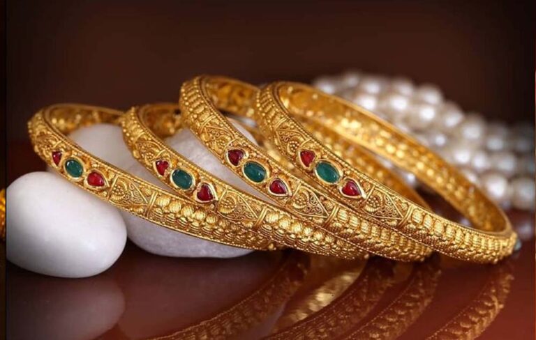 असली है या नकली? घर में रखे सोना-चांदी की पहचान करें चुटकियों में