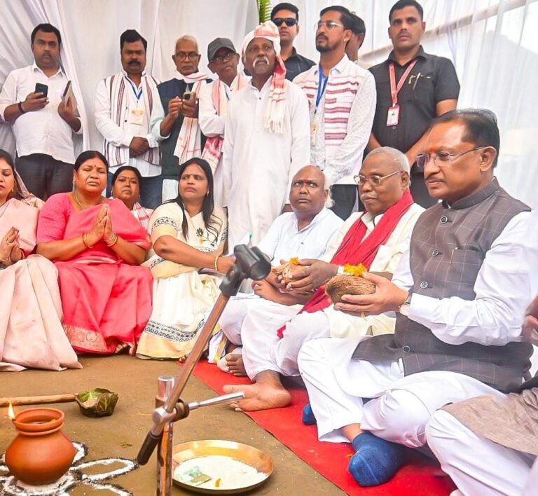 बाबा कार्तिक उरांव ने जनजातीय समाज के उत्थान हेतु अपना जीवन किया समर्पित – मुख्यमंत्री विष्णु देव साय….