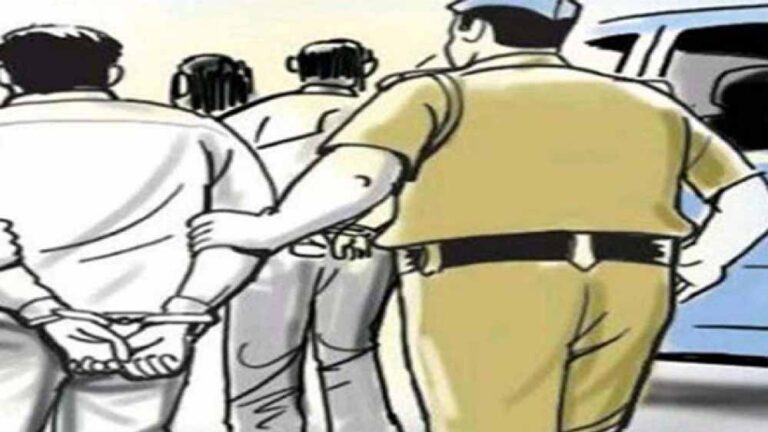 भोपाल- दिल्ली से गिरफ्तार हुए 2 आतंकी, ISI से जुड़े होने का हुआ खुलासा — फिदायीन प्लान क्या था? भोपाल- दिल्ली से गिरफ्तार हुए 2 आतंकी, ISI से जुड़े होने का हुआ खुलासा — फिदायीन प्लान क्या था?