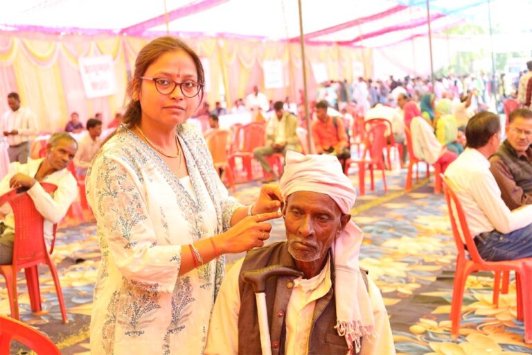 डिण्डोरी जिले में मेगा स्वास्थ्य शिविर का आयोजन, 7170 जनजातीय लोगों का हुआ स्वास्थ्य परीक्षण