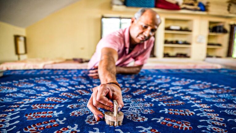 मध्यप्रदेश पर्यटन की नई पहल: महेश्वर में हैंडलूम और कुक्षी में क्राफ्ट टूरिज्म विलेज का विकास