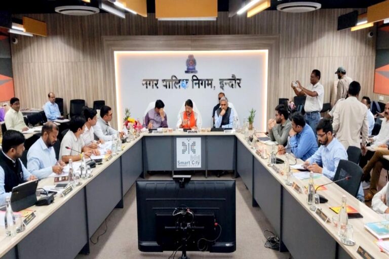 अवैध कॉलोनी का निर्माण होने पर संबंधित अधिकारी की तय होगी जिम्मेदारी : नगरीय विकास मंत्री  विजयवर्गीय