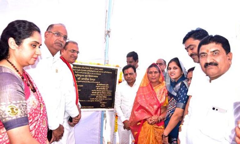 अभिलेखागार बनने से रिकॉर्ड व्यवस्थित रहेंगे एवं कार्य की गति बढ़ेगी : उप मुख्यमंत्री  देवड़ा